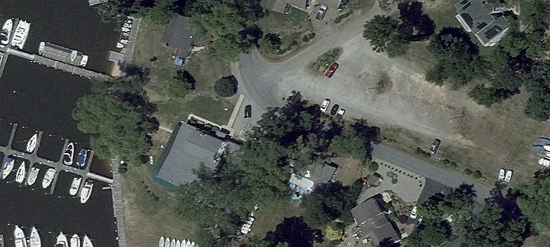80 Bayside Dr