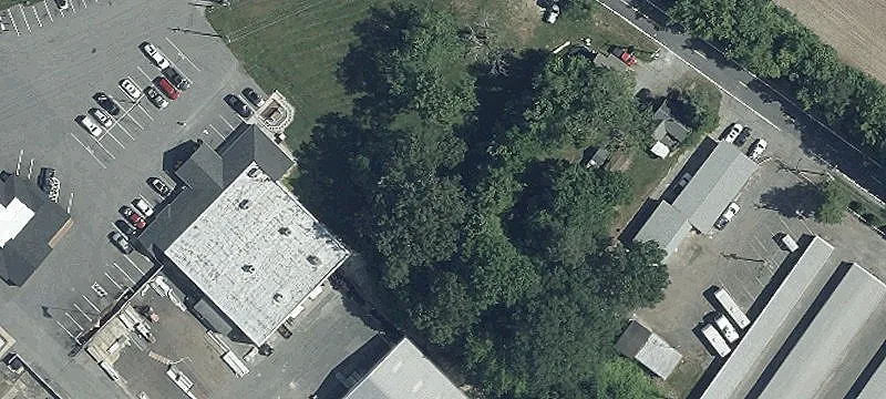Del Rhodes Ave