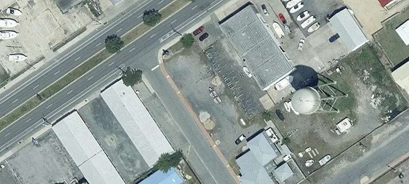 Main St