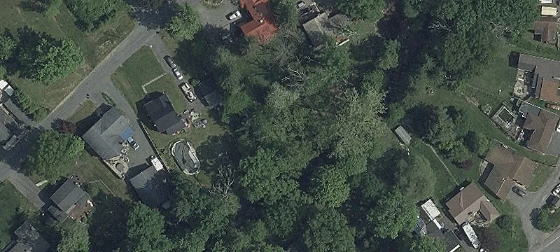 Roberts Ave