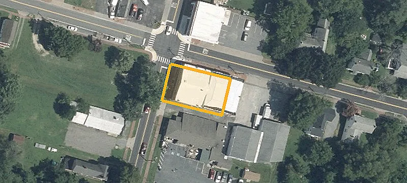 43 Main St