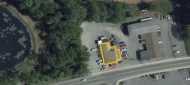 325 Main St
