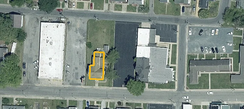 306 Main St