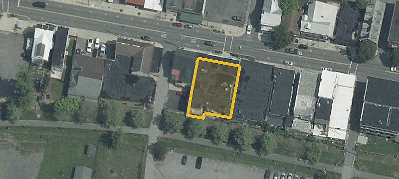 79 Main St