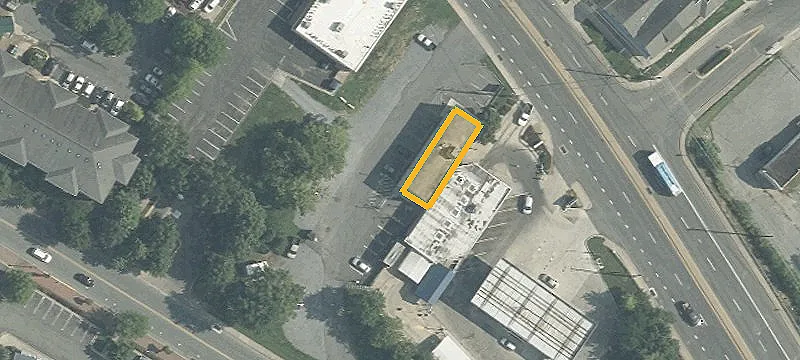 106 Frederick Ave
