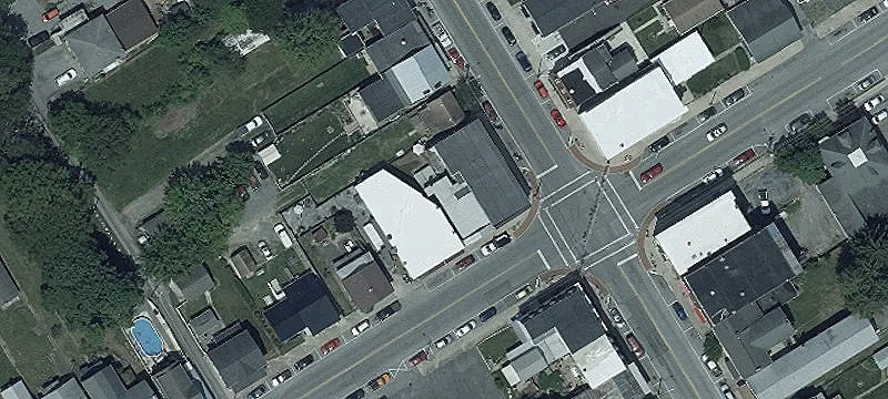 4 Water St