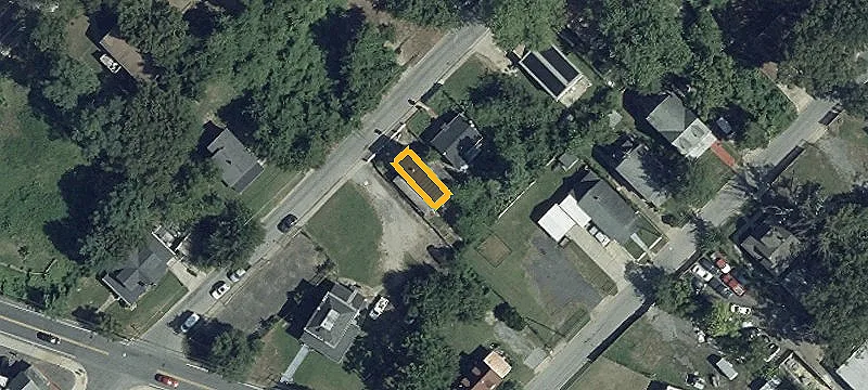 11 Akin Ave