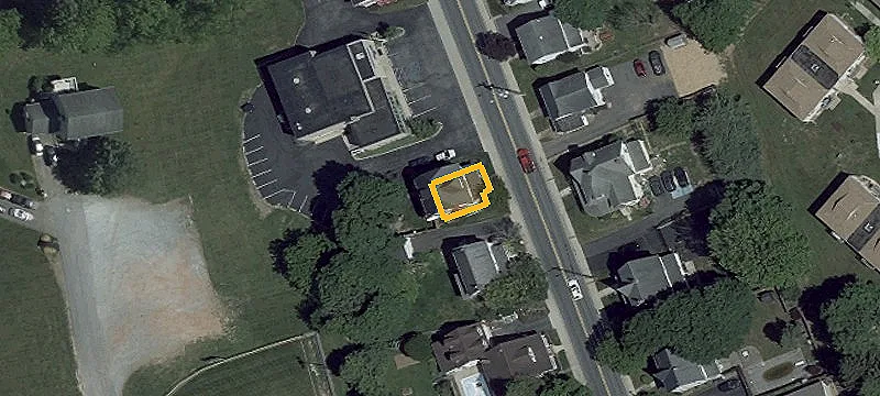 128 Queen St