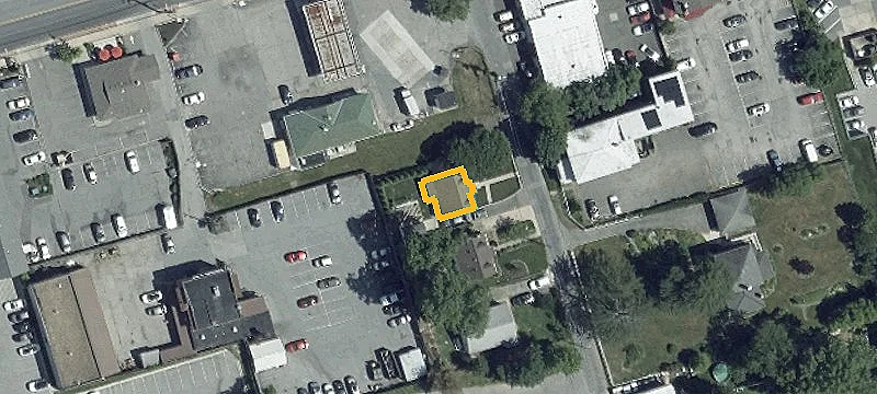 4 Bishops Ln