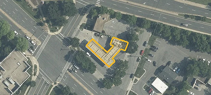 700 Rockville Pike
