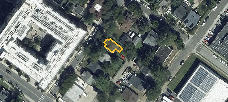 3811 Quincy St
