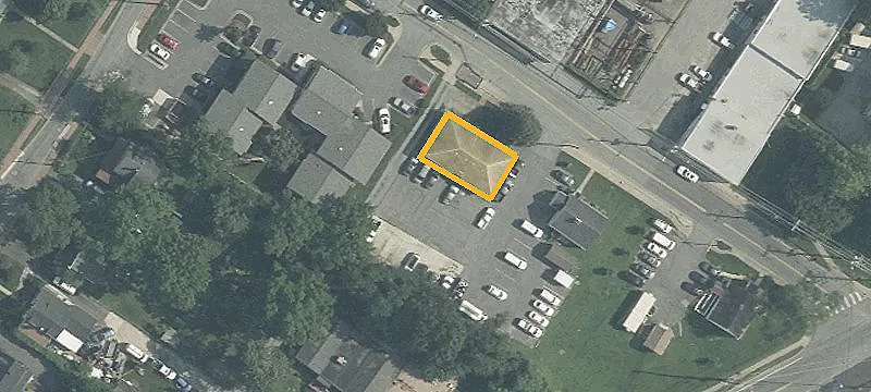 9 Meem Ave