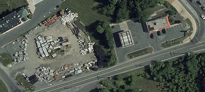 906 Philadelphia Rd