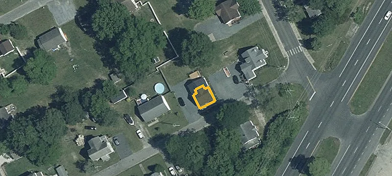 108 Dudley Ave