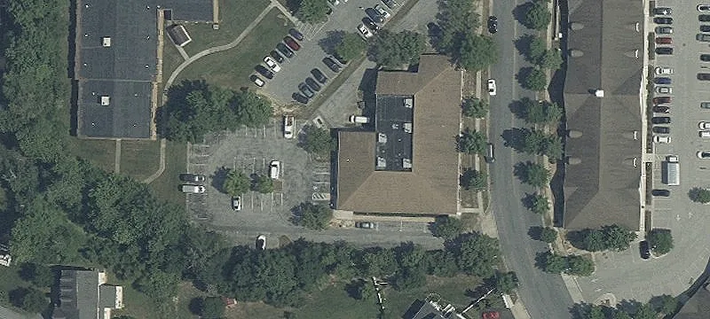 14100 Laurel Park Dr