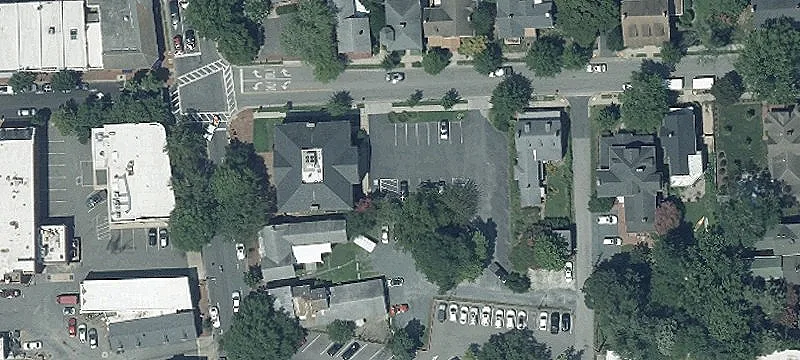30 Harrison St