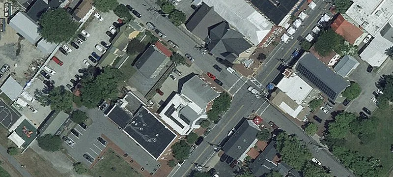 200 Cross St