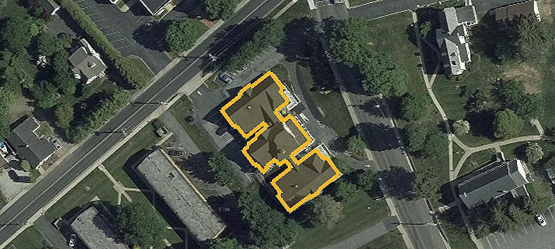 144 Hickory Ave