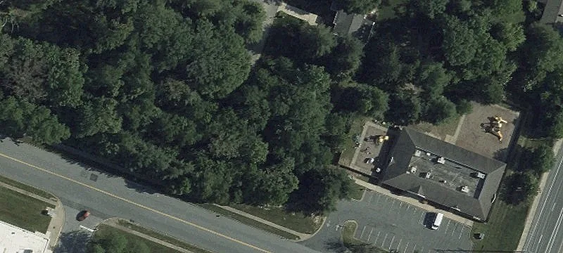 3325 Trellis Ln