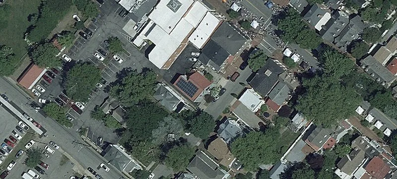 102 Queen St