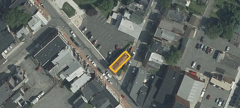 183 Ctr St