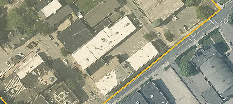 73 Main St