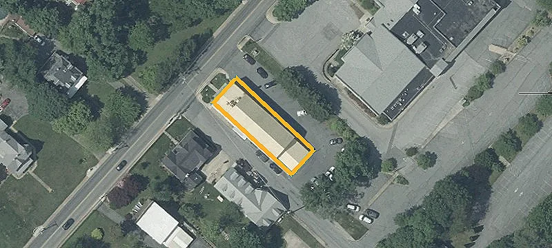 407 Main St