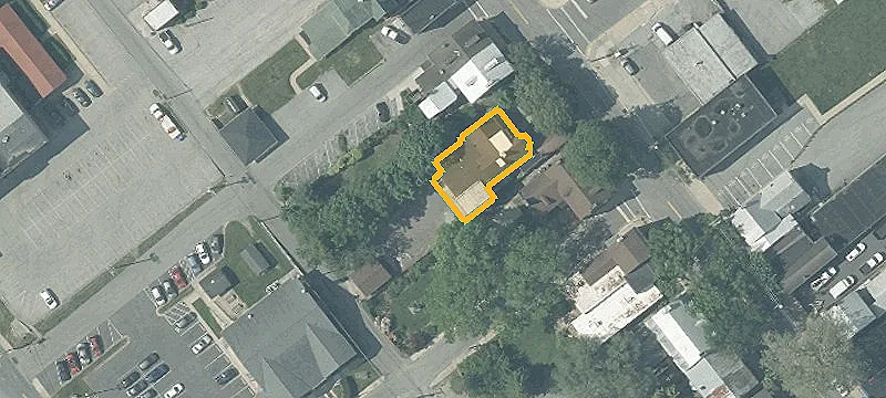 202 Main St