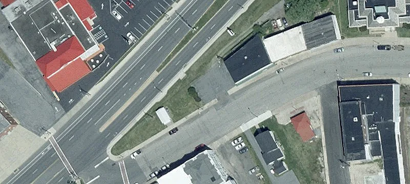 Main St