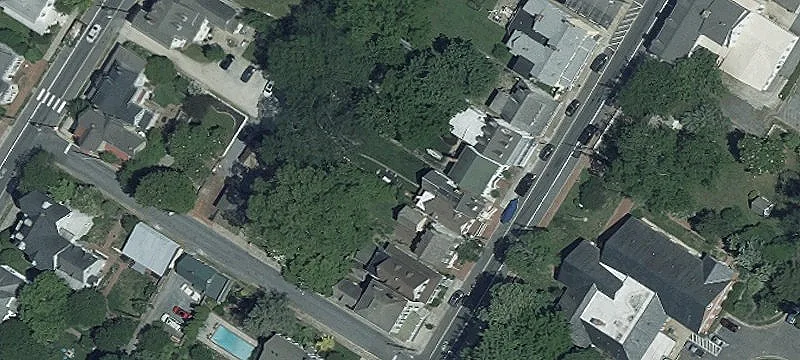 122 Commerce St
