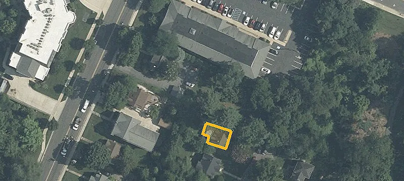 208 Monroe St