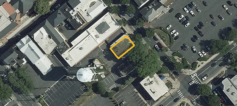 118 Main St