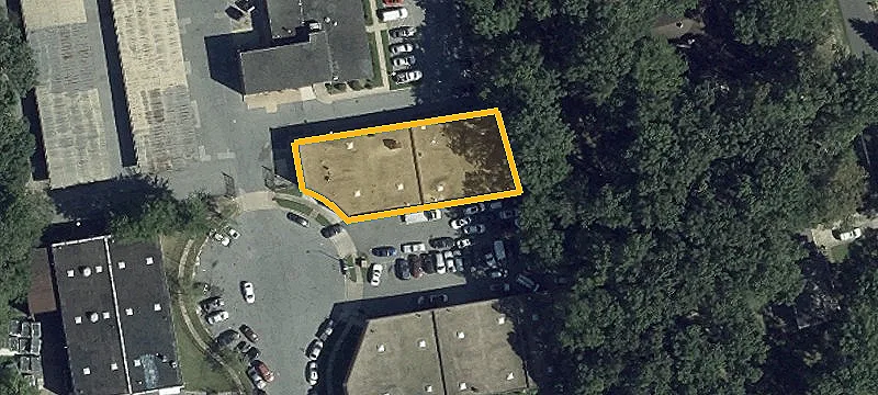 7500 Commerce Ln