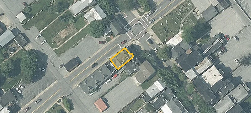 172 Main St