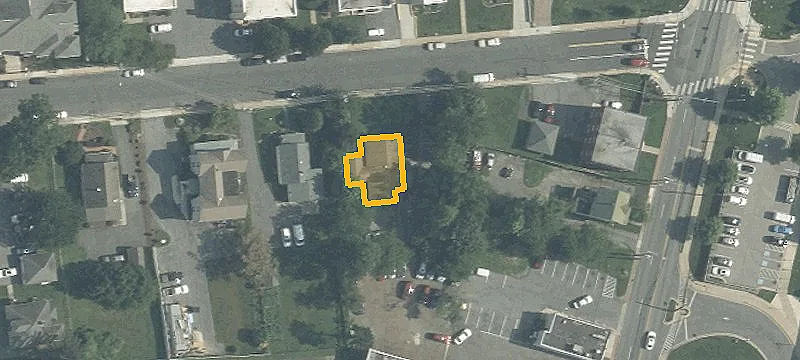 207 Brookes Ave