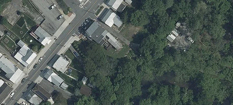 2 Main St