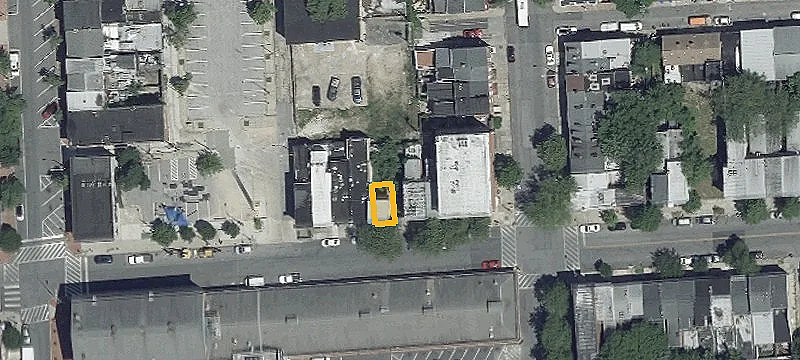 1110 Hollins St