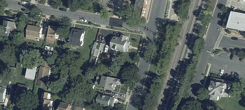 6008 Rhode Is Ave