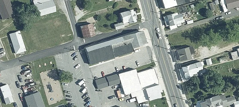 1326 Main St