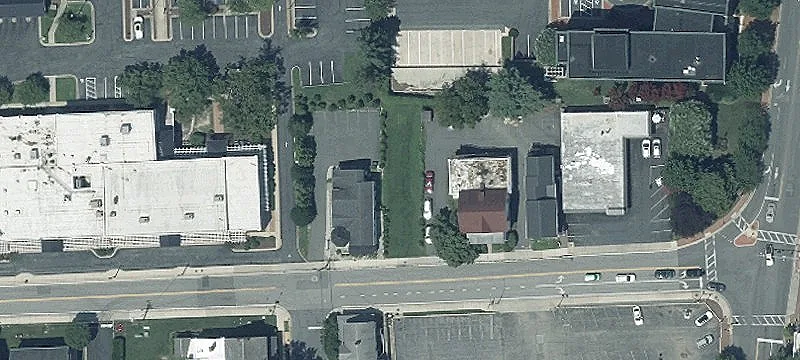 17 Bay St