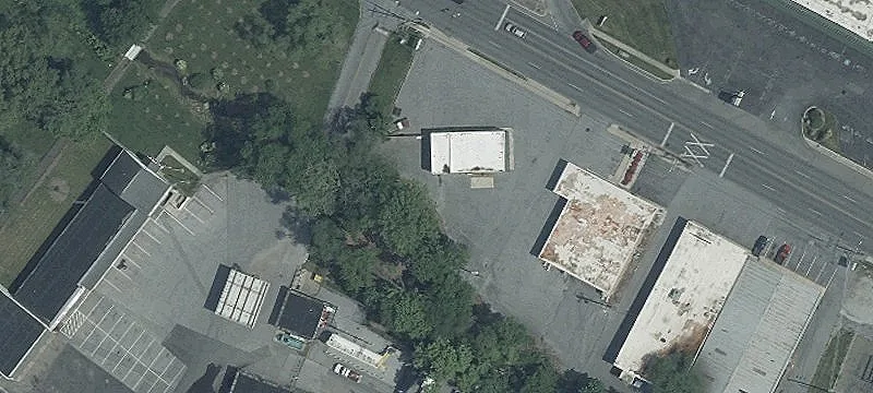 595 Northern Ave