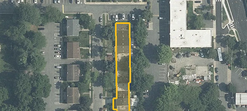 233 Adams St