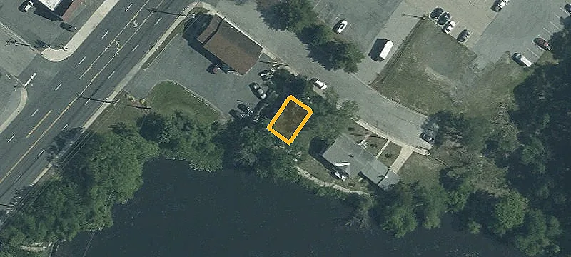 104 Middle Nck Ln