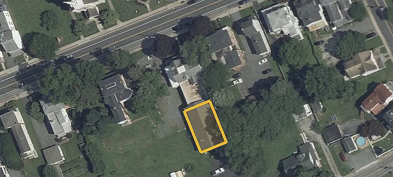 224 Main St