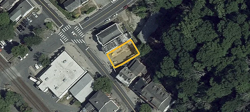 10 Main St