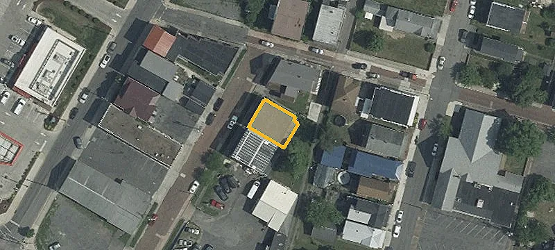 402 York Pl