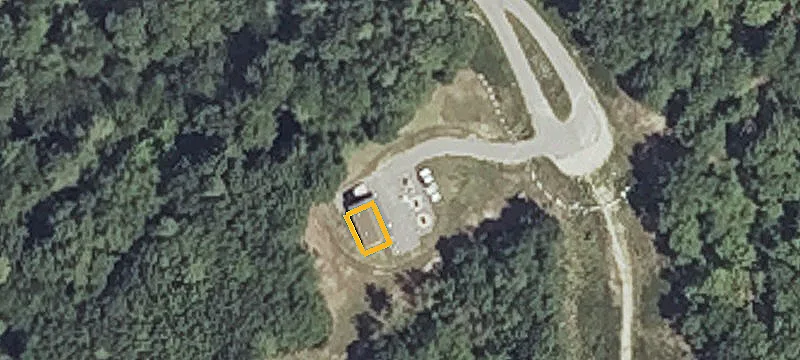8 Waterfall Dr