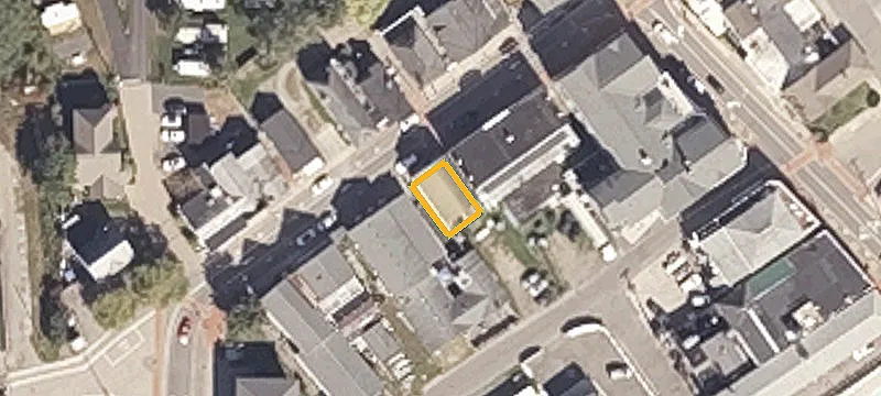 12 Railroad Ave