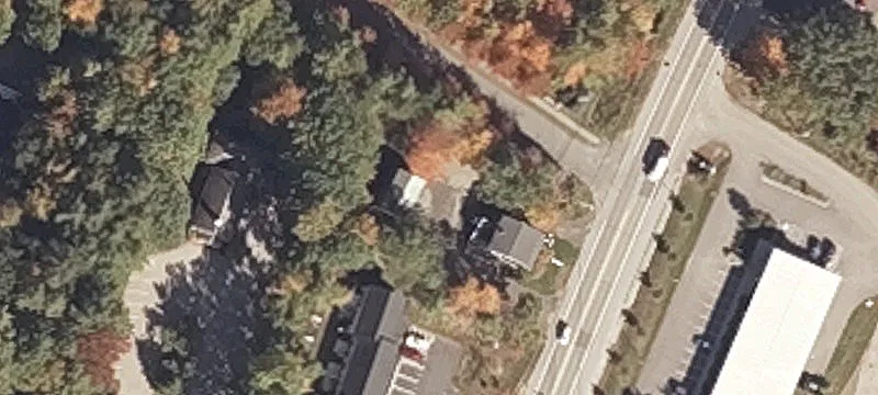 89 York St