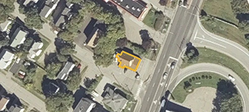 575 Main St
